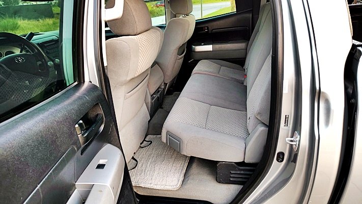 Toyota Tundra photo 16