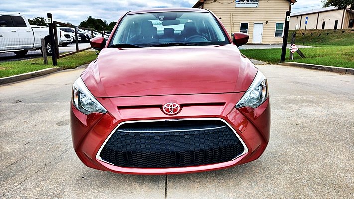 Toyota Yaris photo 12