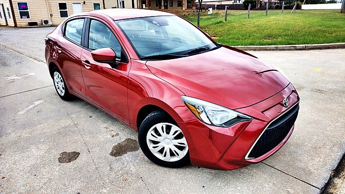 Toyota Yaris photo 4