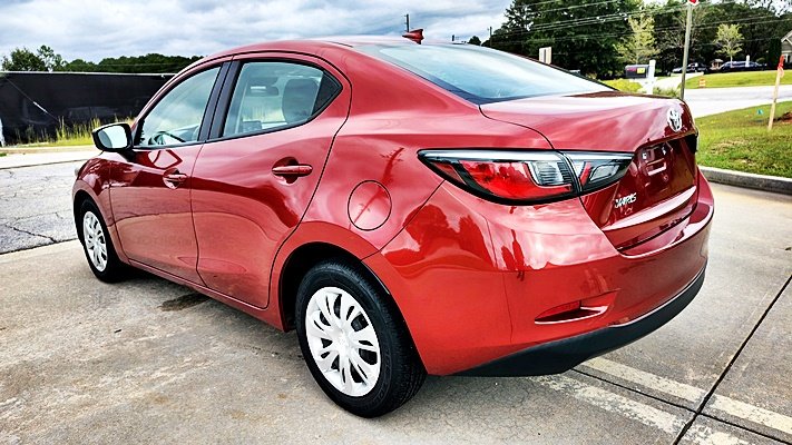 Toyota Yaris photo 7
