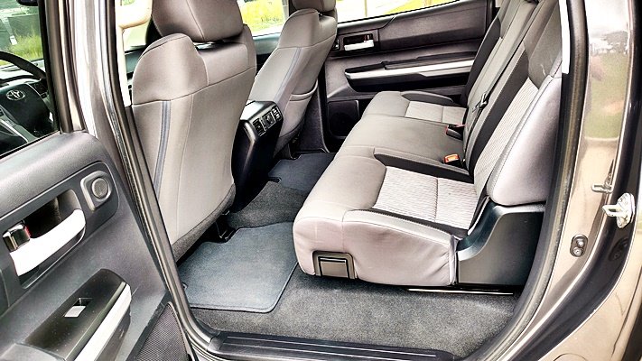 Toyota Tundra photo 16