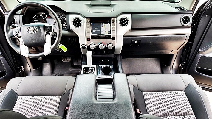 Toyota Tundra photo 14