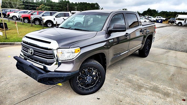 Toyota Tundra photo 3