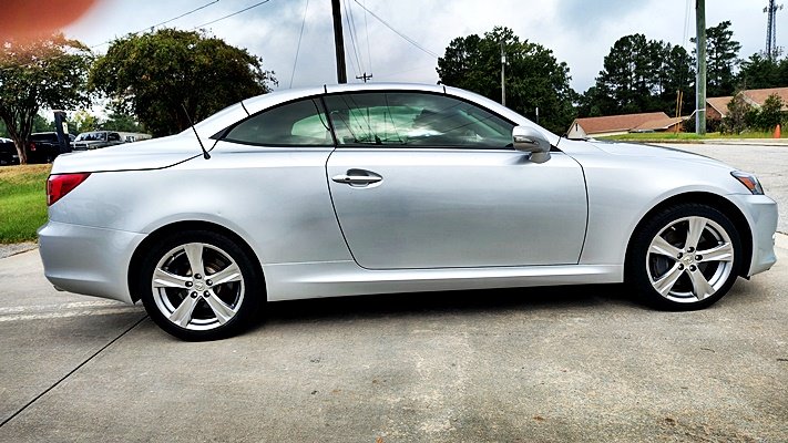 Lexus IS photo 10