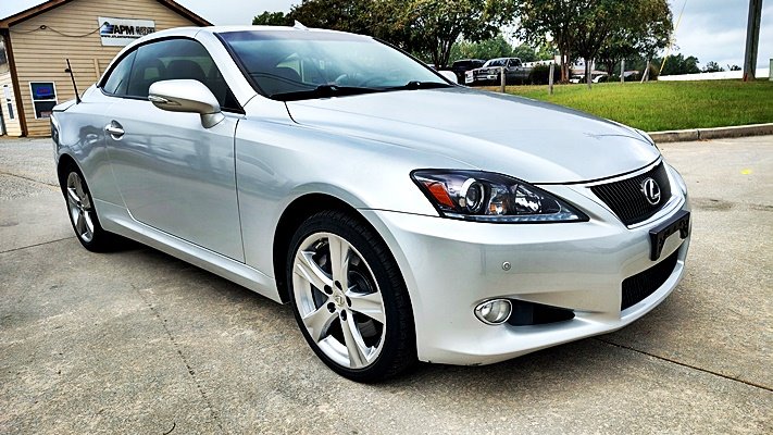 Lexus IS photo 11