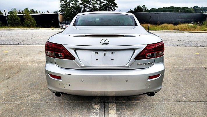 Lexus IS photo 8
