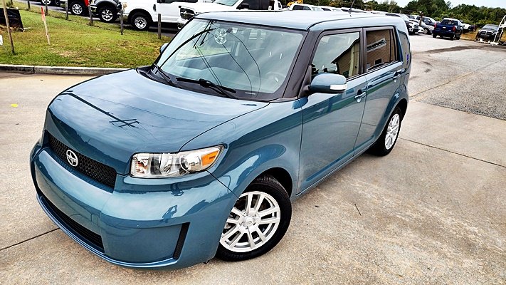 Scion xB photo 3
