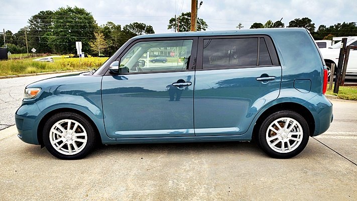 Scion xB photo 6