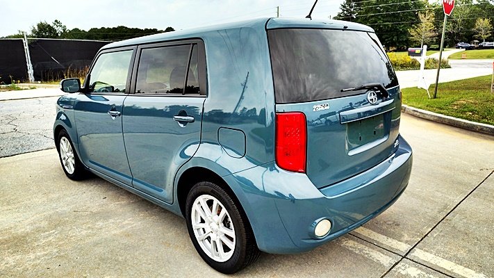 Scion xB photo 7