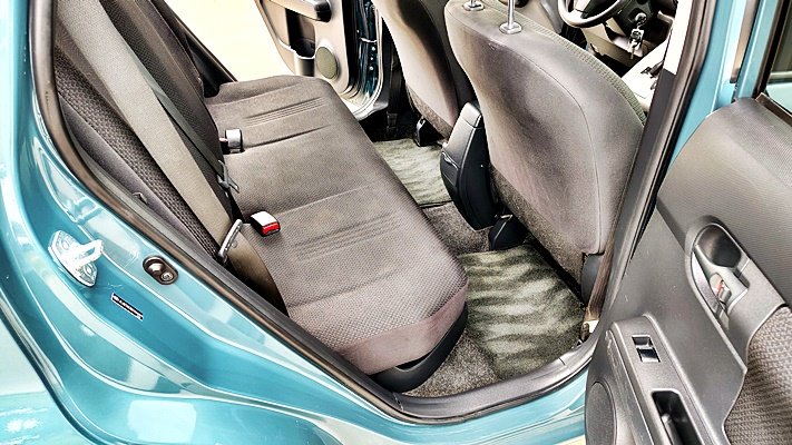 Scion xB photo 17